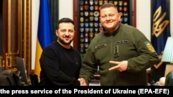 Президент України Володимир Зеленський і головнокомандувач ЗСУ Валерій Залужний (праворуч). Київ, 8 лютого 2024 року