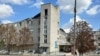 Сили РФ скинули вибухівку біля магазину в Бериславі, двоє постраждалих – влада