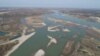 Šljunkare na Drini nastale zbog eksploatacije šljunka, Bosna i Hercegovina, selo Amajlije - Bijeljina, februar 2024. 