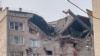 У Росії через вибух в житловому будинку є постраждалі, завали розбирають