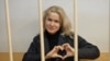 Журналістку, яка написала про удар РФ по театру в Маріуполі, засудили до 6 років за ґратами