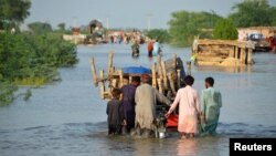 Više od 1.000 stradalih u poplavama u Pakistanu