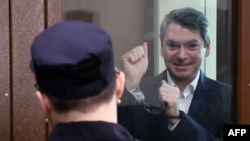 Григорій Мельконьянц, співголова незалежної російської групи спостереження за виборами «Голос», у суді 14 травня 2025 року