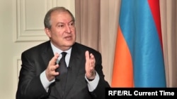 Президент Вірменії Армен Сарґсян під час інтерв’ю Вірменській редакції Радіо Свобода. 26 квітня 2018 року.