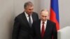 Голова російського парламенту (Володимир Володін, на фото – ліворуч) вчергове схвально відгукнувся про президента Росії Володимира Путіна, а також звинуватив у зв’язках зі Сполученими Штатами опозиційних російських політиків