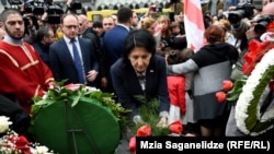 Саломе Зурабишвили без комментариев покинула мероприятие, не дожидаясь его окончания