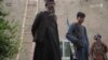 هلمند کې سنګوريان وسله وال د طالبانو پروړاندې جنګېږي