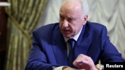 У розвідці нагадали заяву очільника Слідчого комітету Росії Олександра Бастрикіна, який 27 червня сказав, що Слідком виявив понад 30 тисяч іноземців, які нещодавно набули громадянства Росії і не стали на військовий облік