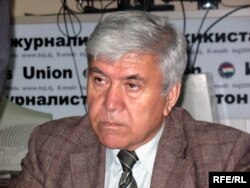 Ҳоҷимуҳаммад Умаров, иқтисоддони тоҷик.