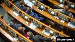 Депутати під час засідання Верховної Ради, 21 грудня 2016 року