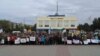 «Роботу дайте, і все!» – в Сєвєродонецьку протестували хіміки з шахтарями