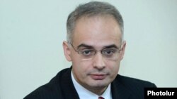 Armenia - Levon Zurabian of the opposition Armenian National Congress at a news conference in Yerevan, 20Dec2012.