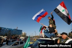 Тазоҳуроти зидди ҳамлаҳо ба раҳбарии Амрико дар Сурия