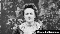 Clara Zetkin 8 martın bayram elan olunduğu Kopenhagen Konfransında