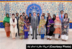 د پېښور پوهنتون محصلینو ارشیف انځور