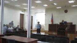 Էրիկ Ալեքսանյանը հրաժարվեց Արմեն Գևորգյանի շահերի պաշտպանությունից. դատական նիստը հետաձգվեց երեք շաբաթով