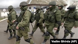 «Зеленые человечки» в Крыму, март 2014 года 