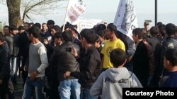 Эътироз джар назди сафорати Амрико дар Душанбе. 5 апрели соли 2013