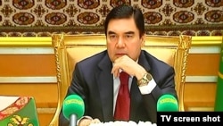 Türkmenistanyň prezidenti G.Berdimuhamedow hökümet maslahatynda.
