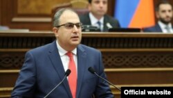Депутат правящей фракции «Гражданский договор» Владимир Варданян