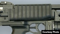Zastava M21- jurišna puška, napravljena u kragujevačkoj fabrici oružja Zastava Oružje. Kao posledica standardizacije, rađena je u NATO kalibru 5,56 mm i derivat je starije AK-47. Puška je napravljena na zahtev (tada još) Vojske Jugoslavije i glavno je lič