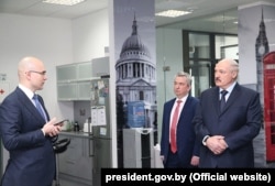Сёлета ў красавіку Аляксандар Лукашэнка наведаў офіс кампаніі Віктара Пракапені