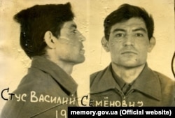 Фотографії Василя Стуса, зроблені під час першого арешту, 1972 рік