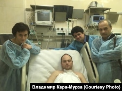 Кара-Мурза у госпіталі після отруєння у 2015 році