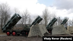 Орусиянын С-400 зениттик-ракеталык системасы.
