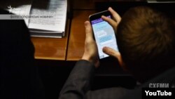 Листування народного депутата Віталія Хомутинніка з тодішнім головою Одеської ОДА Ігорем Палицею про ймовірні махінації на митниці