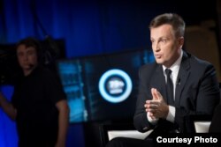 Валентин Наливайченко у ефірі одного з українських телеканалів