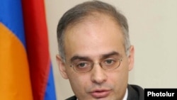 ՀԱԿ խորհրդարանական խմբակցության ղեկավար Լևոն Զուրաբյանը