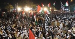 د اپوزیشن ګوندونه په اسلام اباد کې احتجاج کوي