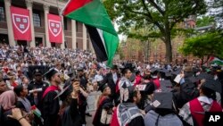 Студенческие протесты в поддержку палестинцев