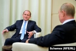 Віктор Медведчук та його кум, російський керманич Володимир Путін