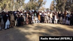 Afghan refugees returning from Pakistan