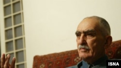 ایرج افشار
