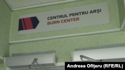 Centrul pentru Arși este situat la etajul al treilea al Spitalului Floreasca. 