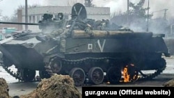Зьнішчаныя расейскія танкі пад Кіевам. 17 сакавіка