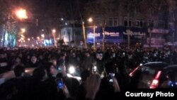 Учасники протестів в Ірані, які відбувалися напередодні 