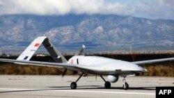 Bayraktar TB2 անօդաչու թռչող սարքը Հյուսիսային Կիպրոսի ինքնահռչակ հանրապետոււթյան ռազմակայանում, Գեչիթքալե, արխիվ: