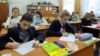 Близько половини українців негативно ставляться до дистанційної освіти – опитування