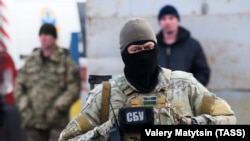 СБУ: засудженого бойовика оголосили в розшук