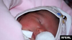 Merkezi Aziýanyň bäş döwletinde çaga dogurmagyň görkezijisi her aýal üçin 2,5-e deň.