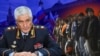 "Бесполезных — депортировать"