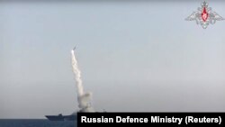 Ruska hipersonična raketa Zirkon ispaljena s fregate "Admiral Gorškov" u Belom moru, 19. jul 2019.