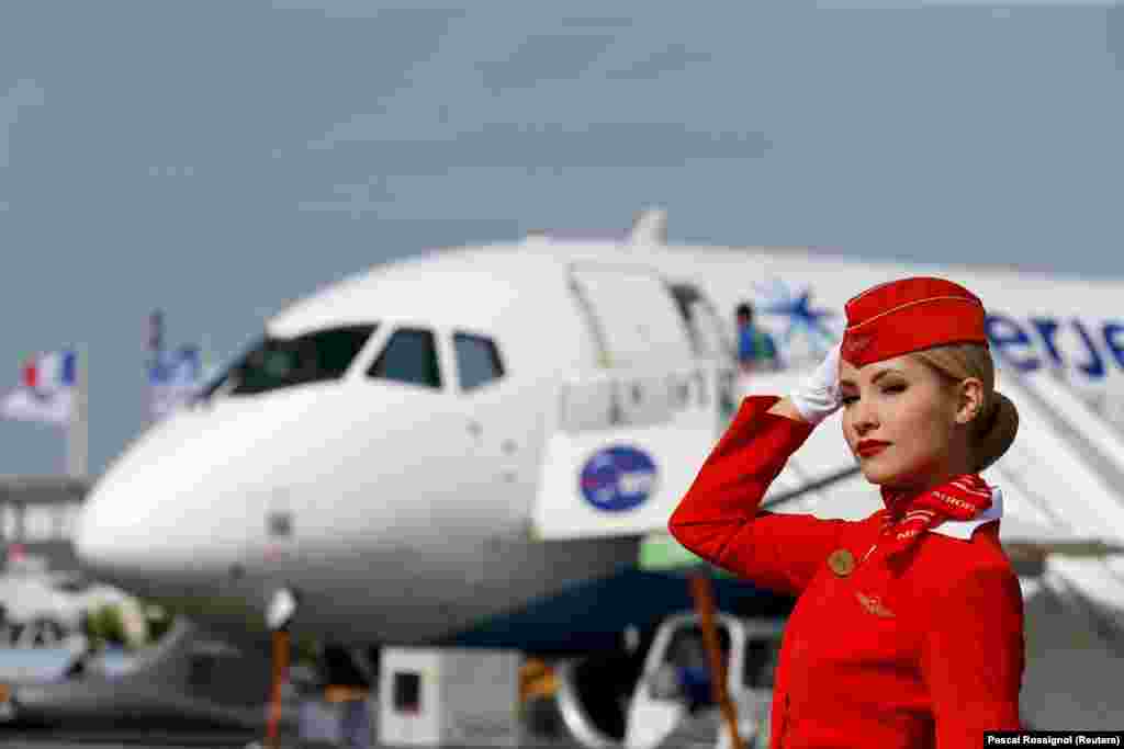 Авіаційний новинний сайт Flightglobal в 2015 році писав, що &laquo;Суперджет-100&raquo; багато в чому досяг того, що його творці мали намір зробити. У 2018 році у російської авіакомпанії &laquo;Аерофлот&raquo; замовили 100 літаків. Але можливі проблеми з двигунами літака нещодавно з&rsquo;явилися знову &nbsp; 